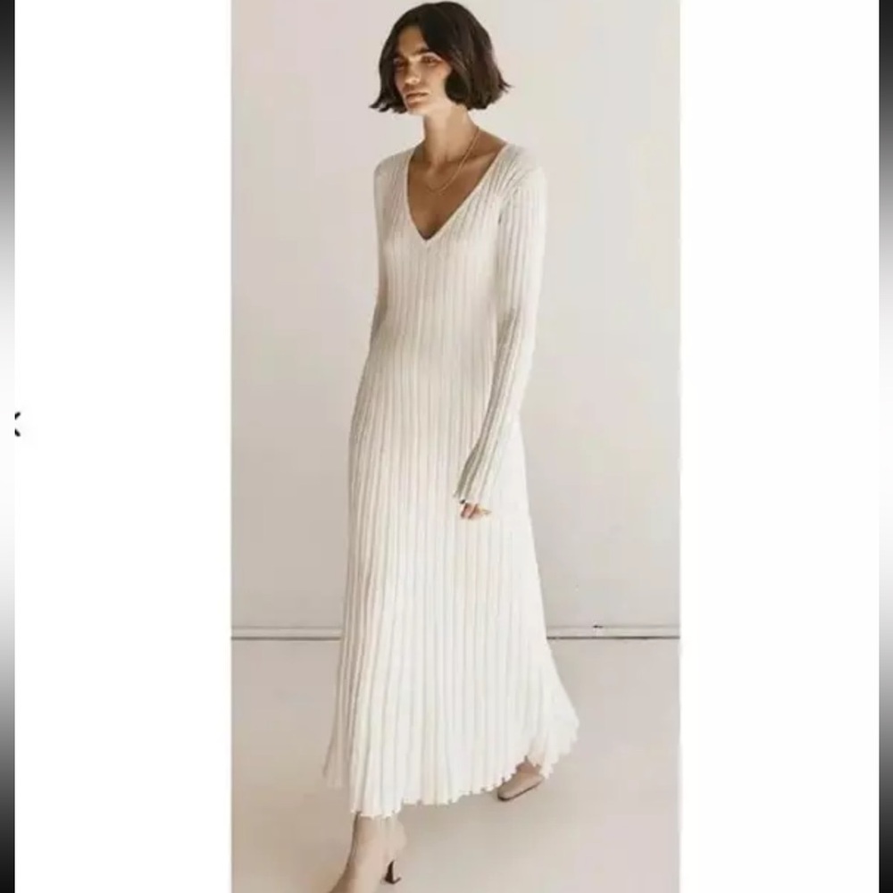 Dissh Reign dress
